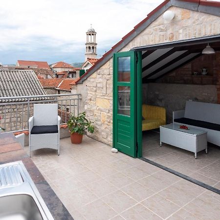 Guesthouse Nina Kaštel Novi Dış mekan fotoğraf