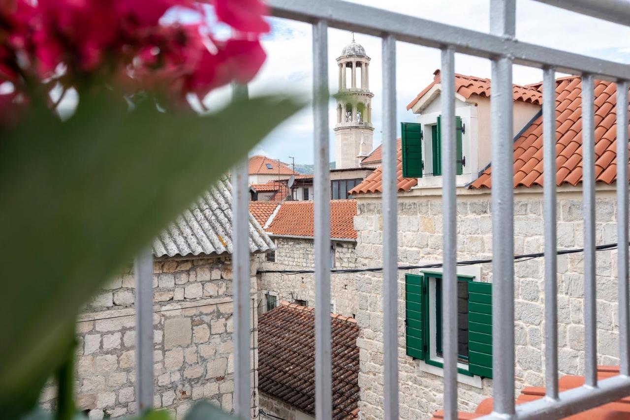 Guesthouse Nina Kaštel Novi Dış mekan fotoğraf