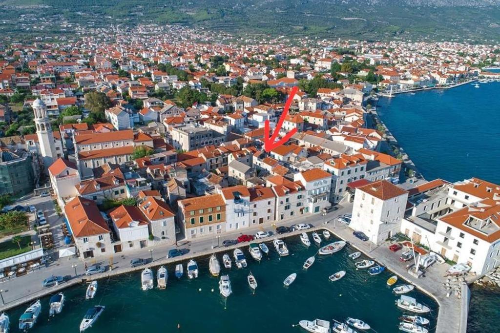 Guesthouse Nina Kaštel Novi Dış mekan fotoğraf